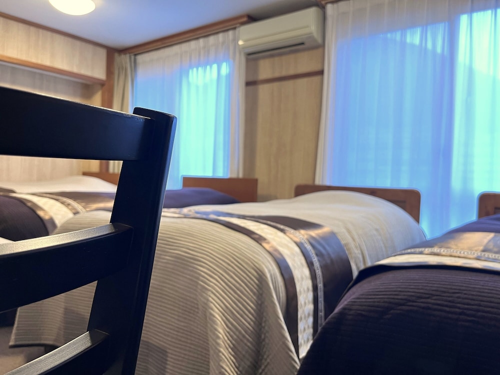 フォースルーム (禁煙) | 温泉ビジネスホテル富喜屋