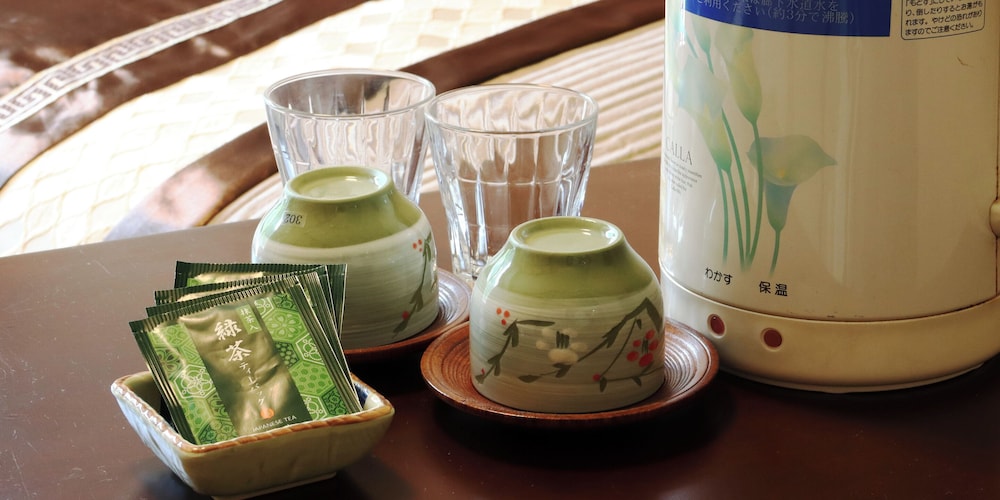 ツインルーム (禁煙) 客室の設備とサービス5 | 温泉ビジネスホテル富喜屋