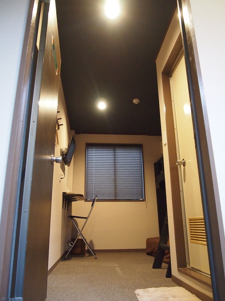 客室1 | Fukuoka Hana Hostel - 福岡花宿 -
