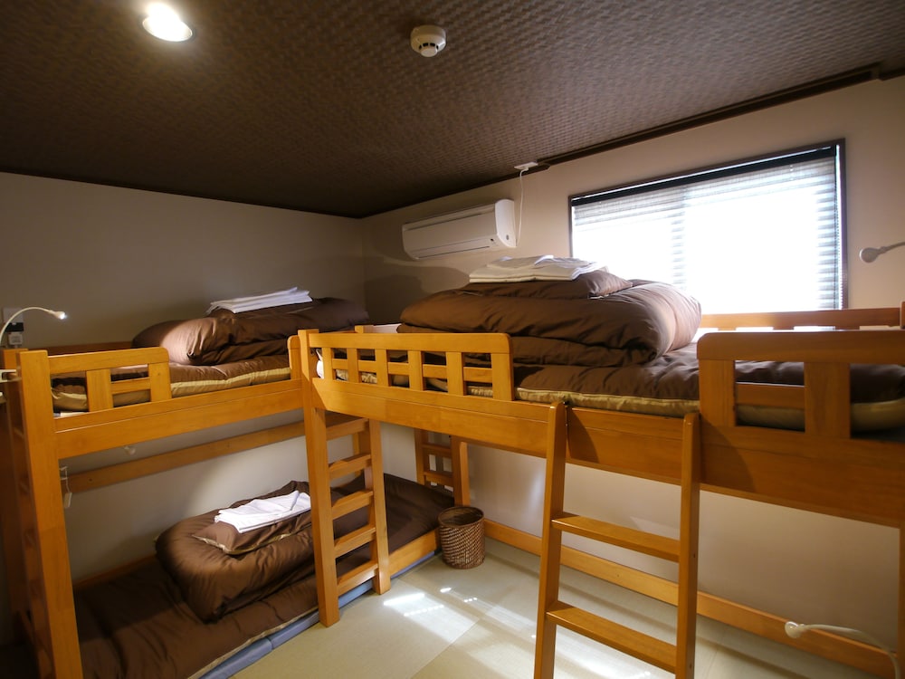 二段ベッド　トリプルルーム (2段ベッド2台, バスルーム付き) 客室3 | Fukuoka Hana Hostel - 福岡花宿 -