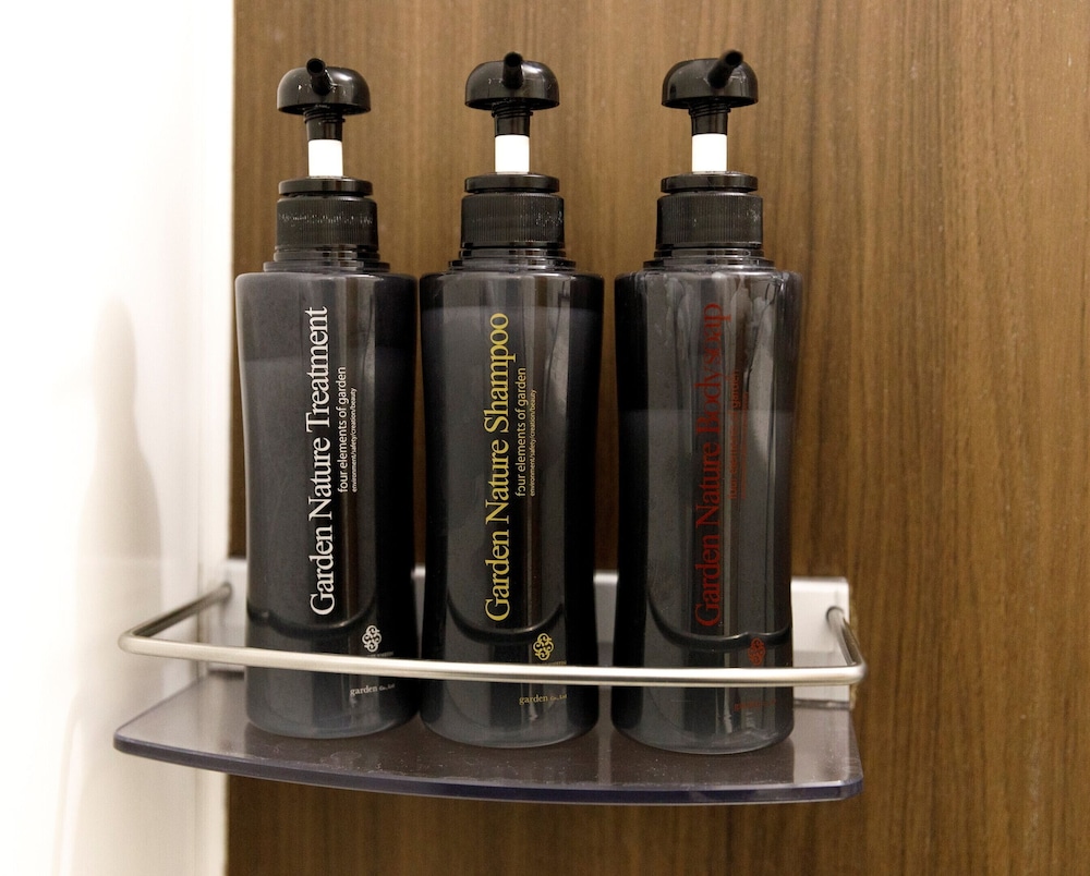 セミダブルルーム 禁煙 バスルーム2 | ホテル ラ フォレスタ