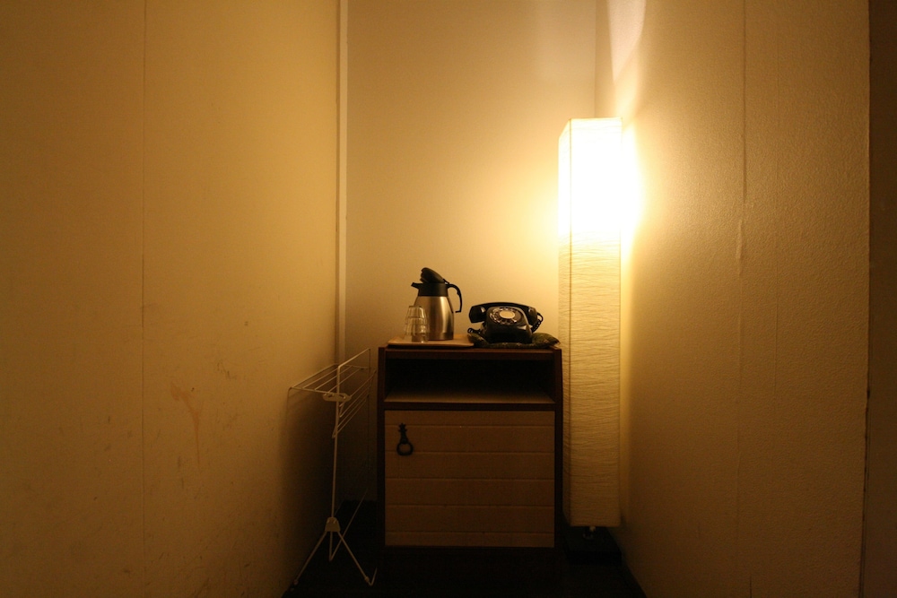 エコノミー ツインルーム 禁煙 客室2 | はる家 東山