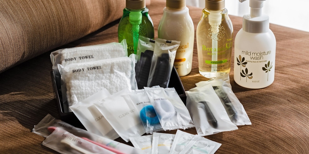 本館洋室 (禁煙) 客室3 | ホテルリゾネックス名護