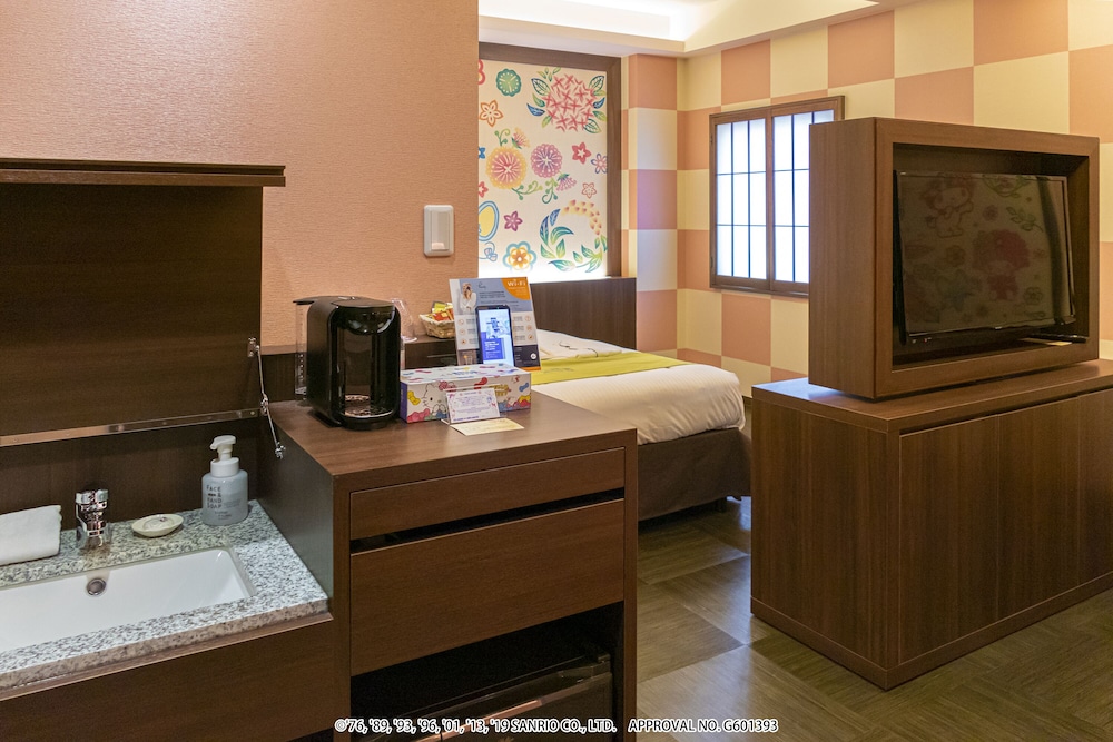 デラックスツイン 禁煙 - マイメロディ 客室1 | ホテル 沖縄 with サンリオ キャラクターズ