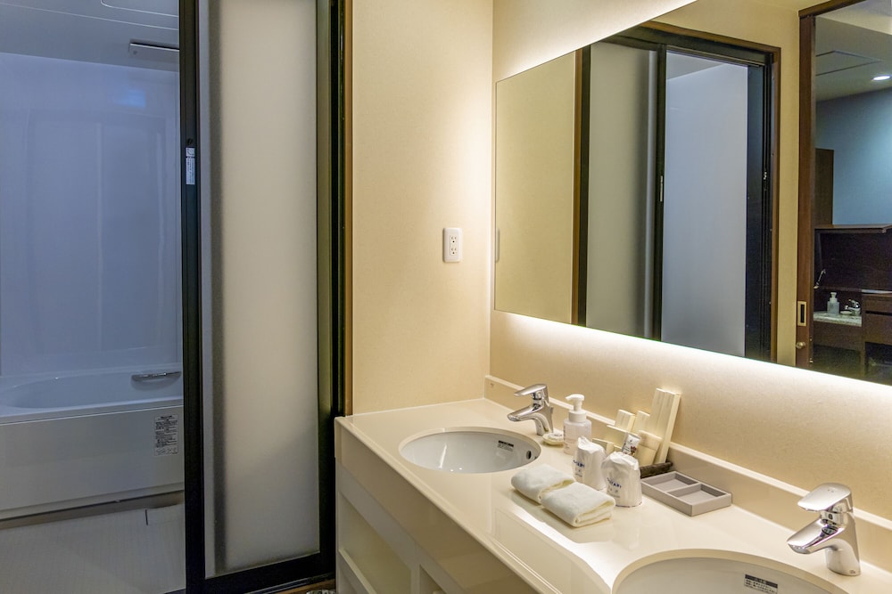 デラックスツイン 禁煙 - リトルツインスターズ バスルームのシンク0 | ホテル 沖縄 with サンリオ キャラクターズ