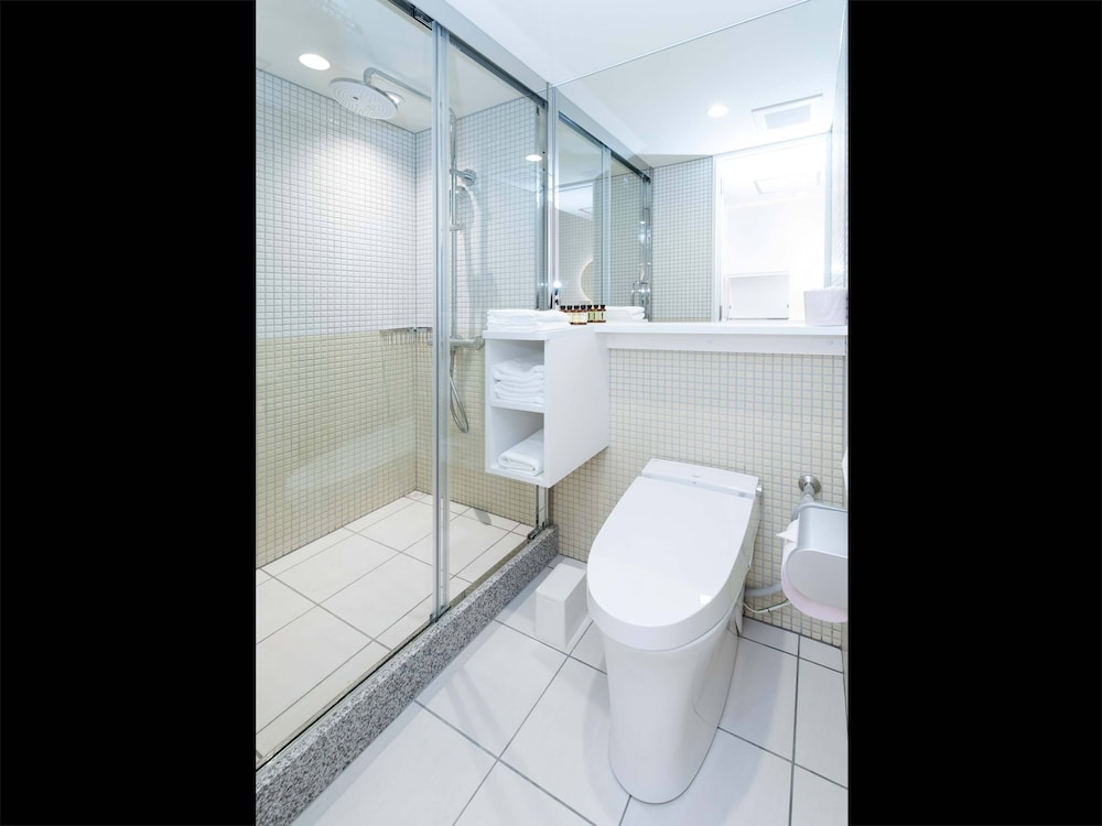 スタンダードダブル 禁煙 - ぐでたま バスルーム0 | ホテル 沖縄 with サンリオ キャラクターズ