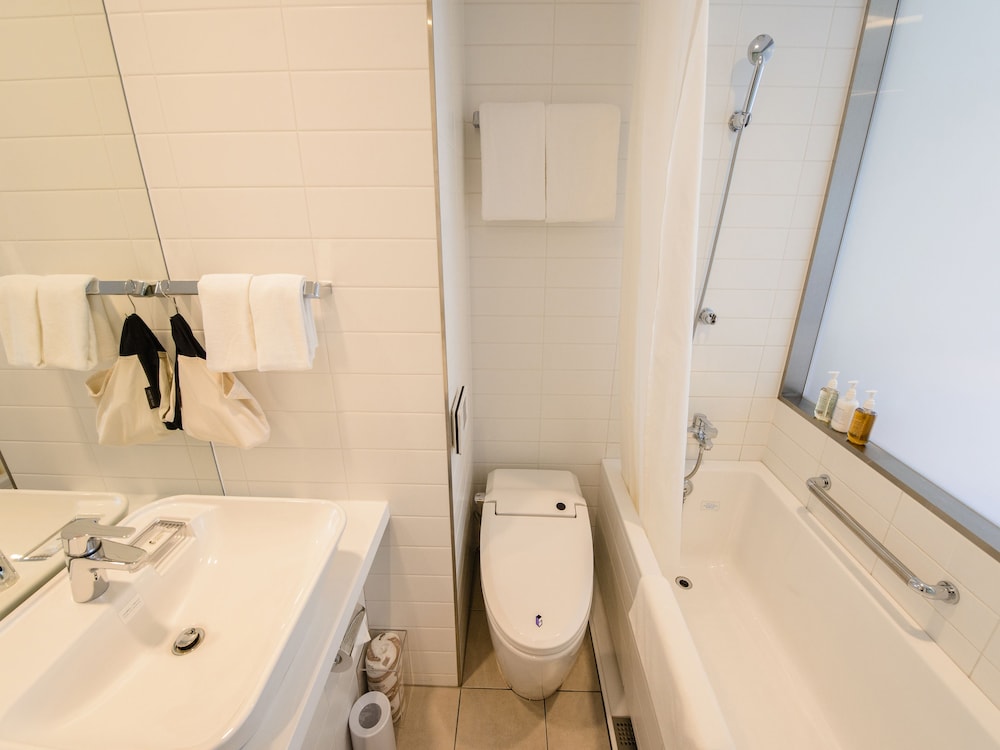 スタンダードハリウッドツイン 禁煙 バスルーム0 | 新宿グランベルホテル