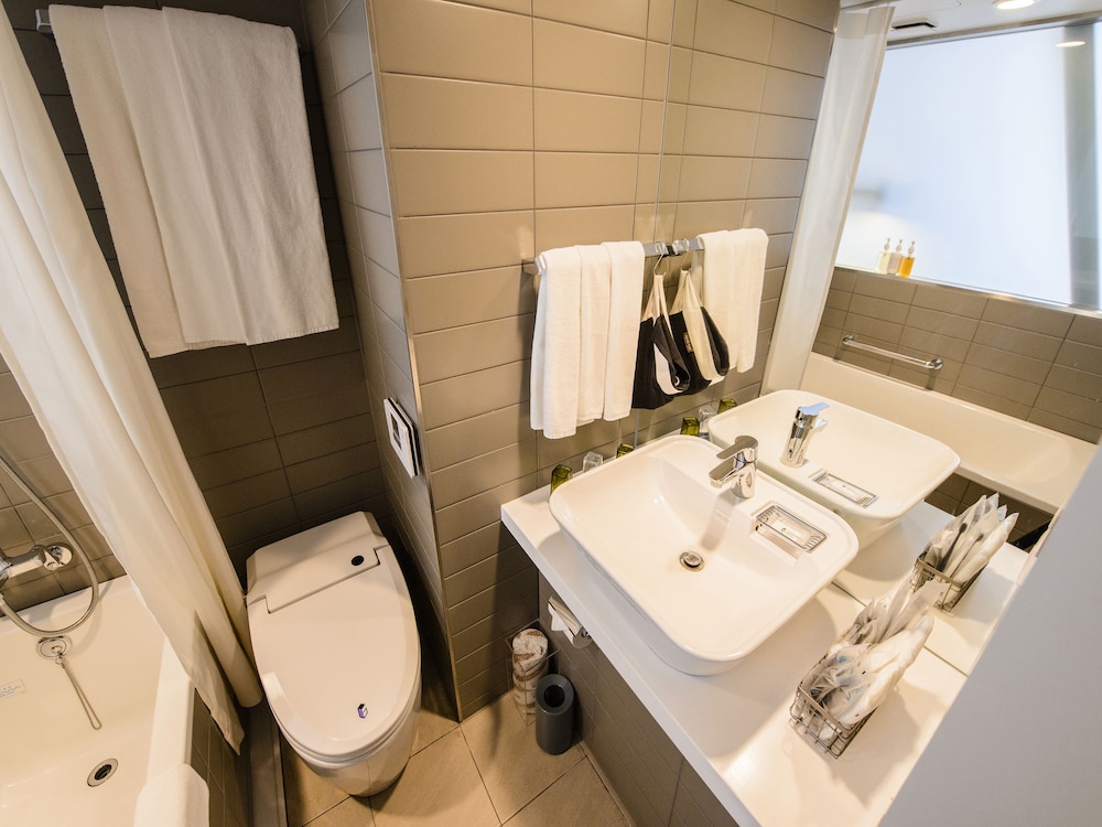 ロフトスタンダードダブル (スカイ) 禁煙 バスルーム0 | 新宿グランベルホテル