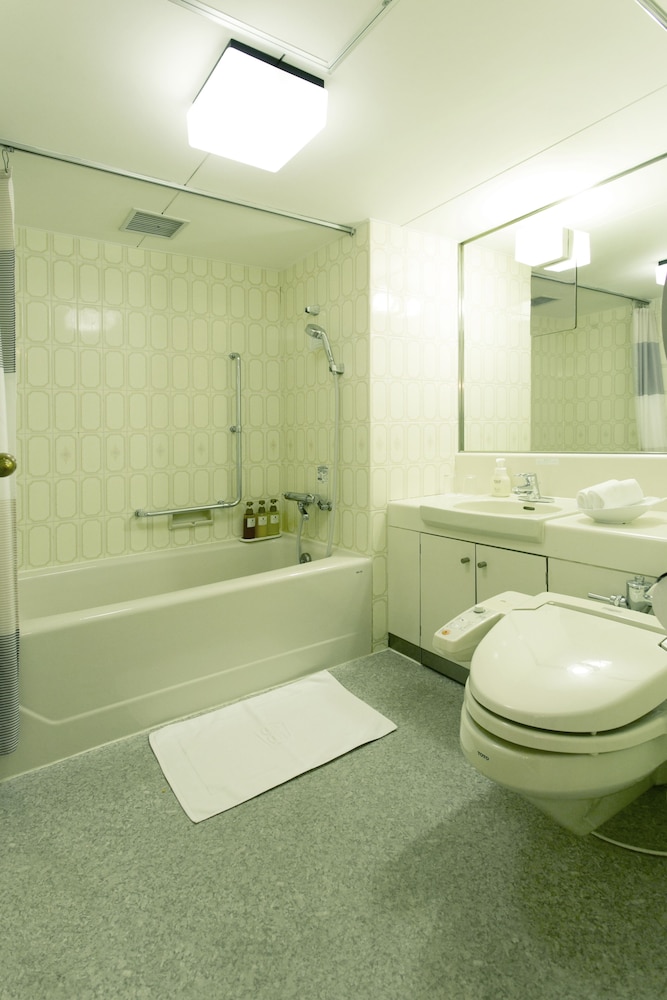 デラックス ツインルーム 禁煙 バスルーム0 | 金沢ニューグランドホテルプレミア