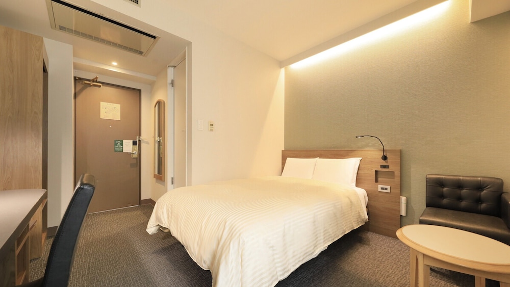 セミダブルルーム 客室15 | 厚木アーバンホテル