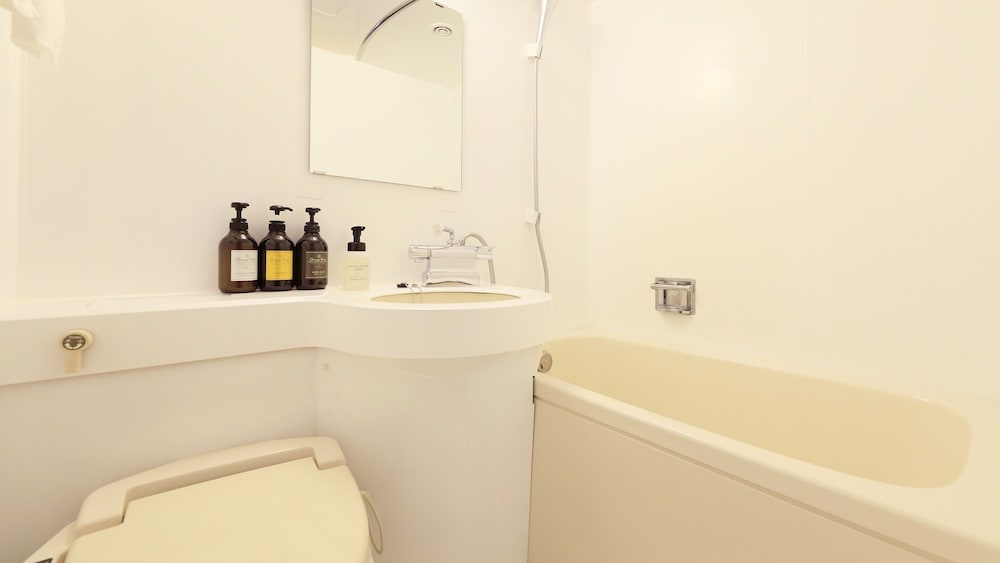 セミダブルルーム バスルーム1 | 厚木アーバンホテル