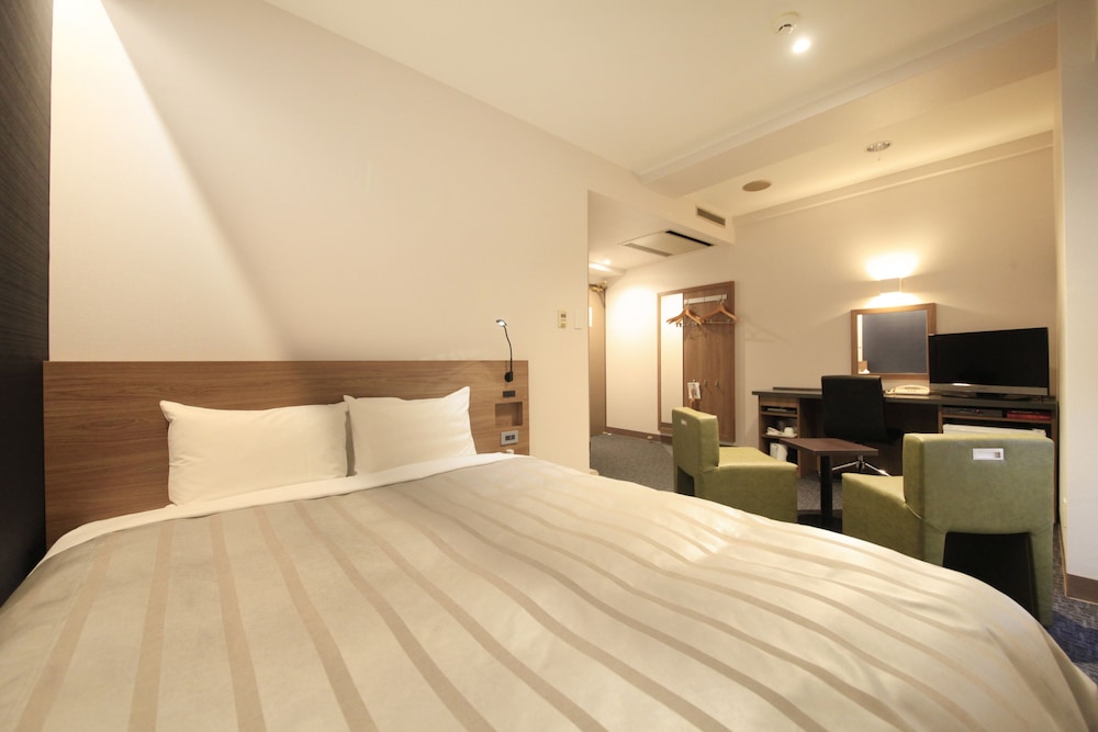 ダブルルーム | 厚木アーバンホテル