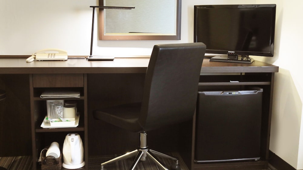 セミダブルルーム 客室10 | 厚木アーバンホテル