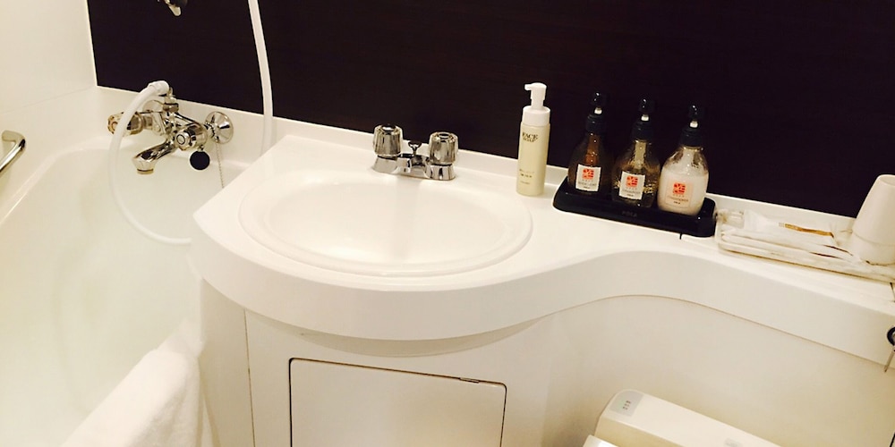 ダブルルーム ダブルベッド 1 台 喫煙可 客室4 | ホテルアベスト長野駅前