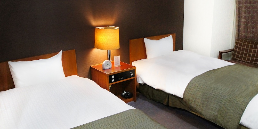 ツインルーム シングルベッド 2 台 禁煙 客室2 | ホテルアベスト長野駅前