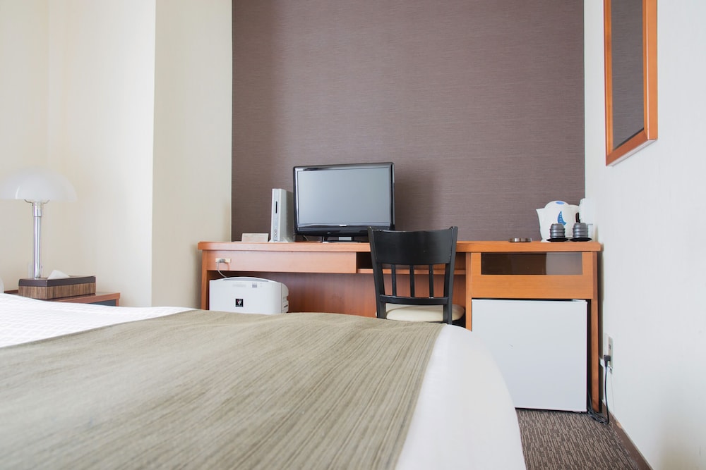 ダブルルーム ダブルベッド 1 台 喫煙可 客室1 | ホテルアベスト長野駅前