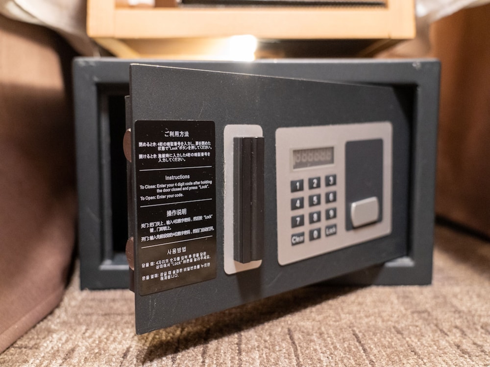 エコノミー ツインルーム 禁煙 客室8 | 京湯元 ハトヤ瑞鳳閣