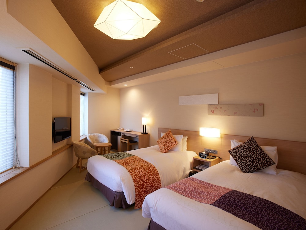 コーナーツイン (畳敷ベットルーム) 全室禁煙 | 京湯元 ハトヤ瑞鳳閣