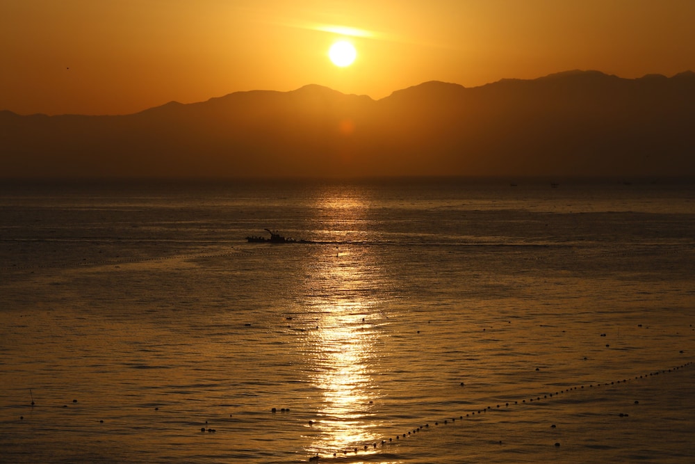 レストラン1 | 氷見温泉郷 くつろぎの宿 うみあかり レストラン1 | 氷見温泉郷 くつろぎの宿 うみあかり