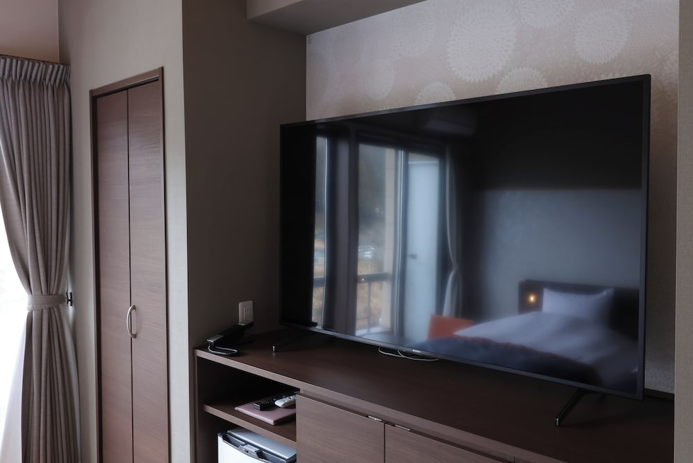 デラックス ツインルーム 客室の設備とサービス2 | 氷見温泉郷 くつろぎの宿 うみあかり