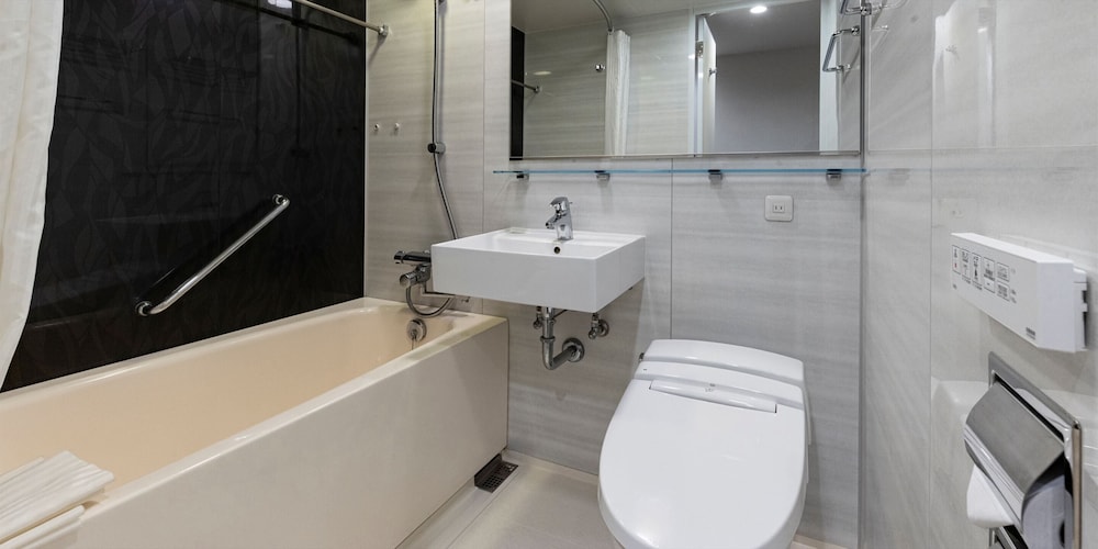 コージーダブル 禁煙 (2名利用のみ) バスルーム0 | 東急ステイ 新橋