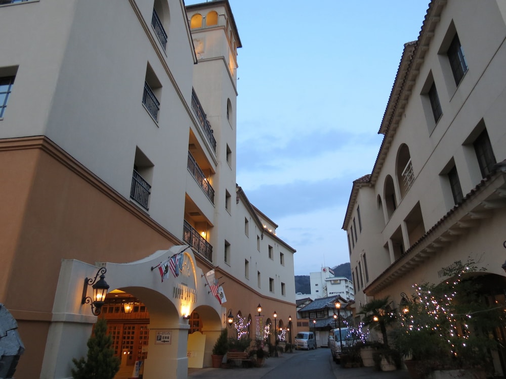 外観1 | ポピー スプリングス リゾート & スパ