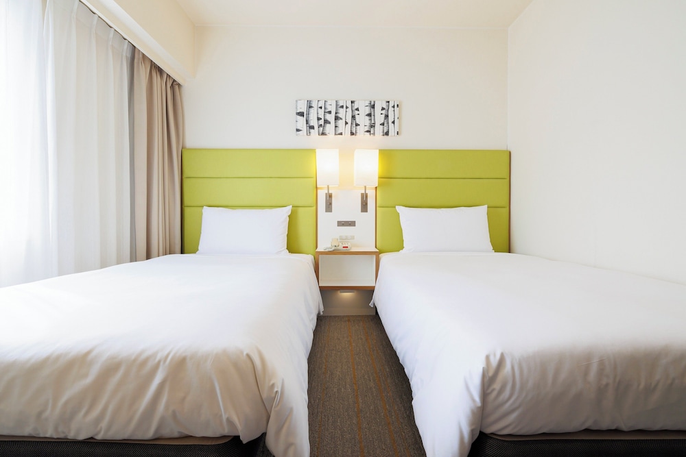 スタンダード ルーム シングルベッド 2 台 客室6 | ANAホリデイ・イン札幌すすきの by IHG