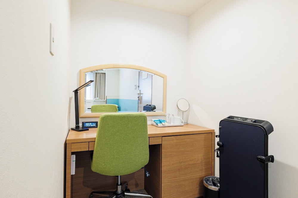 プレミアム ルーム シングルベッド 2 台 (Humidifier) 客室2 | ANAホリデイ・イン札幌すすきの by IHG