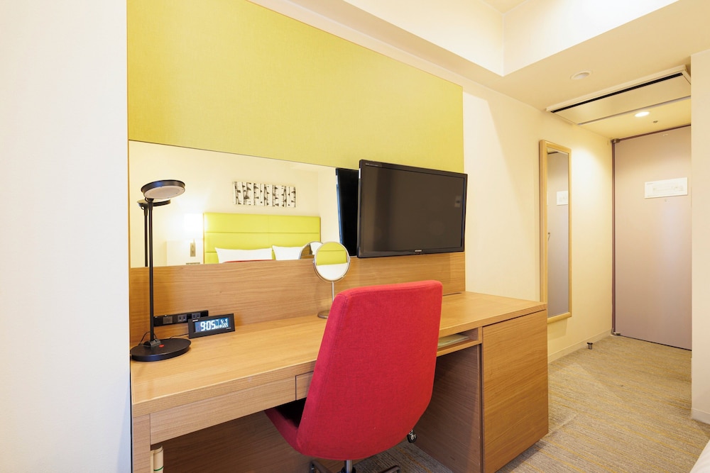 スタンダード ルーム ダブルベッド 1 台 喫煙可 | ANAホリデイ・イン札幌すすきの by IHG