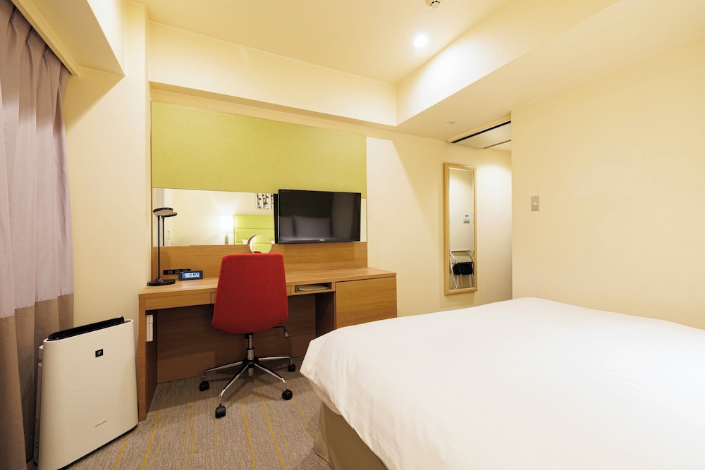 スタンダード ルーム ダブルベッド 1 台 (Humidifier) 客室9 | ANAホリデイ・イン札幌すすきの by IHG