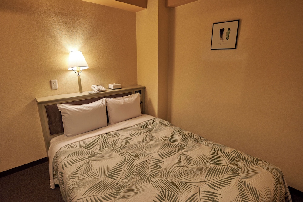 スタンダード ダブルルーム 喫煙可 | ホテル町田ヴィラ