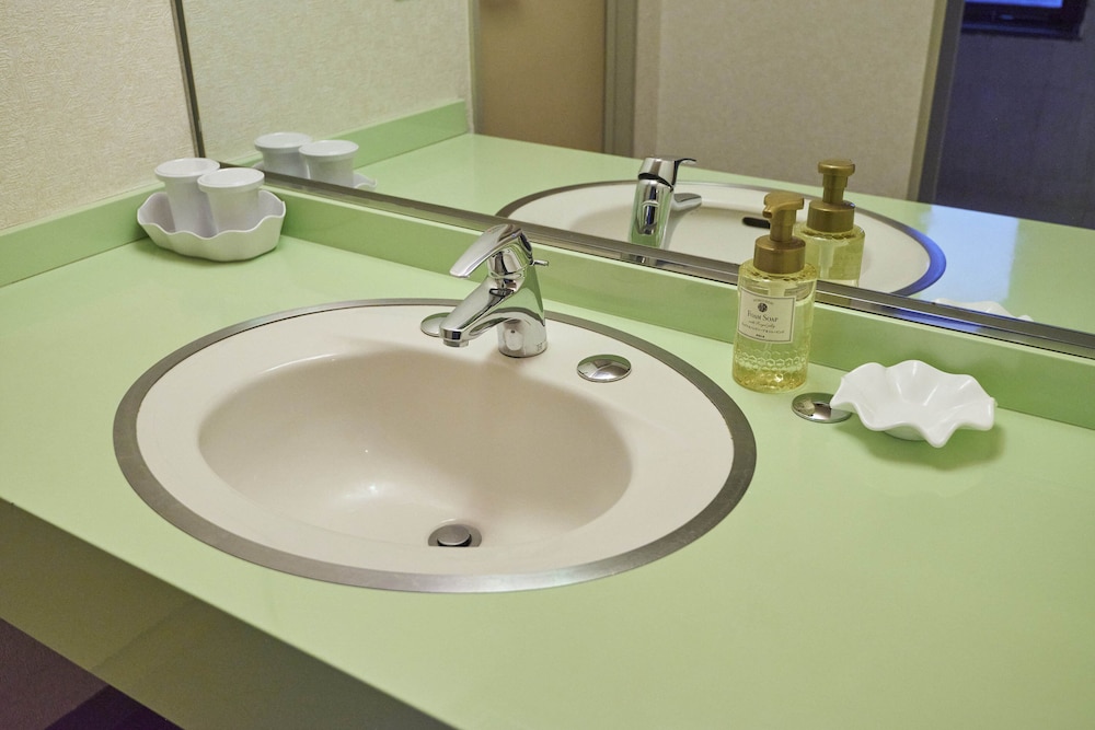 スタンダード ツインルーム 喫煙可 バスルームの設備0 | ホテル町田ヴィラ