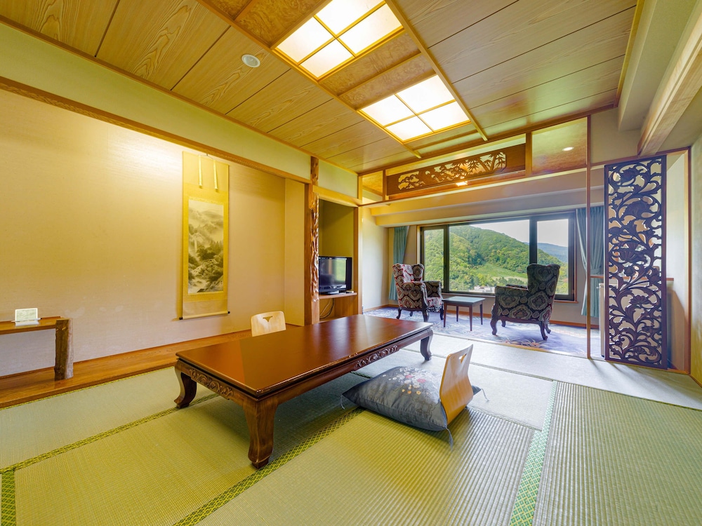 【新館】和室10畳 禁煙 | 定山渓ビューホテル