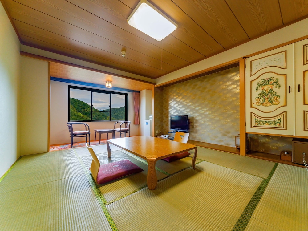【本館】和室8~10畳 禁煙 | 定山渓ビューホテル