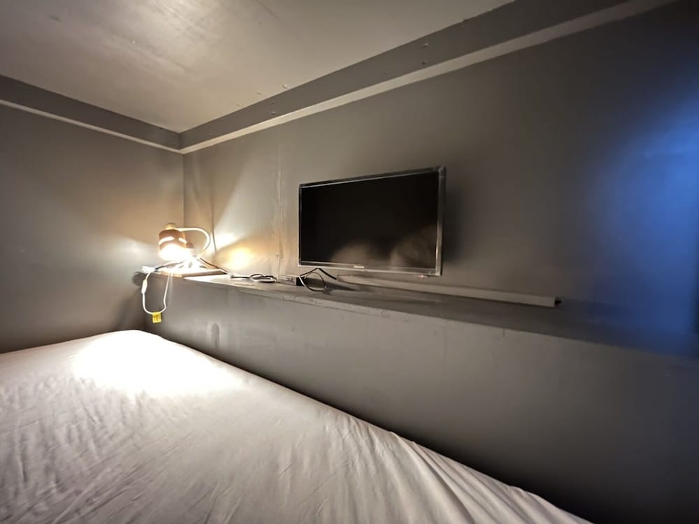 コンフォート 4 人部屋 客室2 | RHODES OTSUKA HOTEL