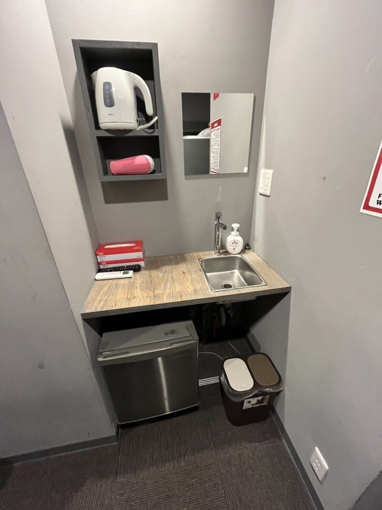 ベーシック ツインルーム バスルーム1 | RHODES OTSUKA HOTEL