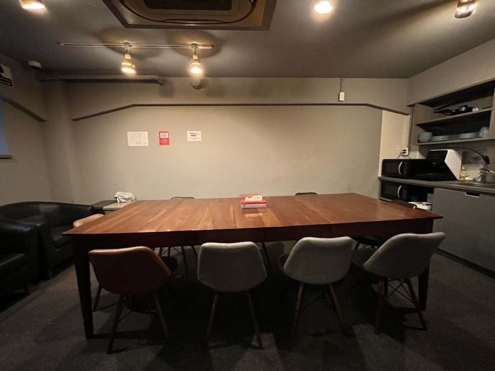 ラウンジ1 | RHODES OTSUKA HOTEL ラウンジ1 | RHODES OTSUKA HOTEL