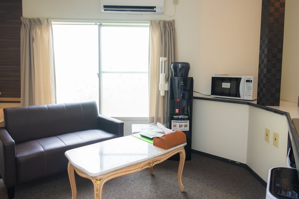 Room 5 客室2 | ホテル ルシア at まえばし赤城