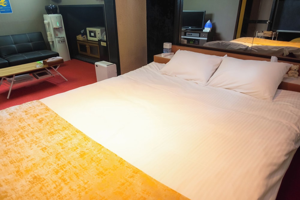 Dog Room 8 客室1 | ホテル ルシア at まえばし赤城