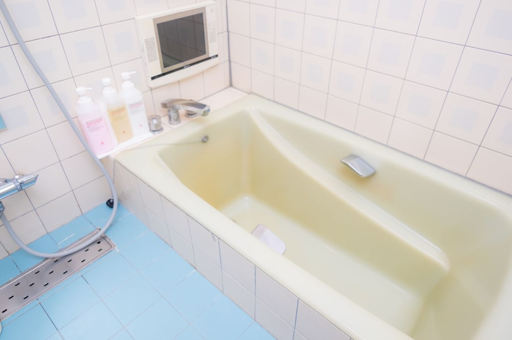 Room 5 客室5 | ホテル ルシア at まえばし赤城