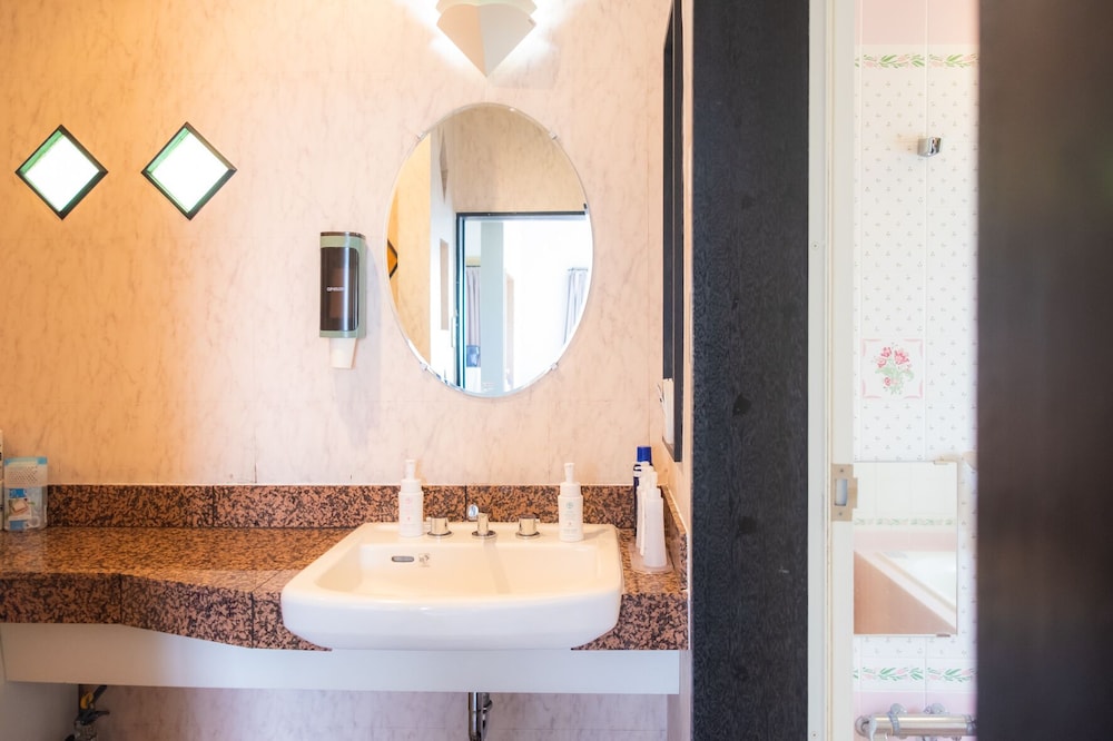 Room 6 客室2 | ホテル ルシア at まえばし赤城