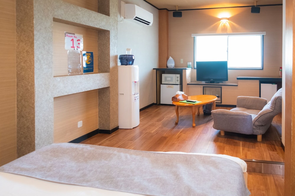 Room 13 客室1 | ホテル ルシア at まえばし赤城