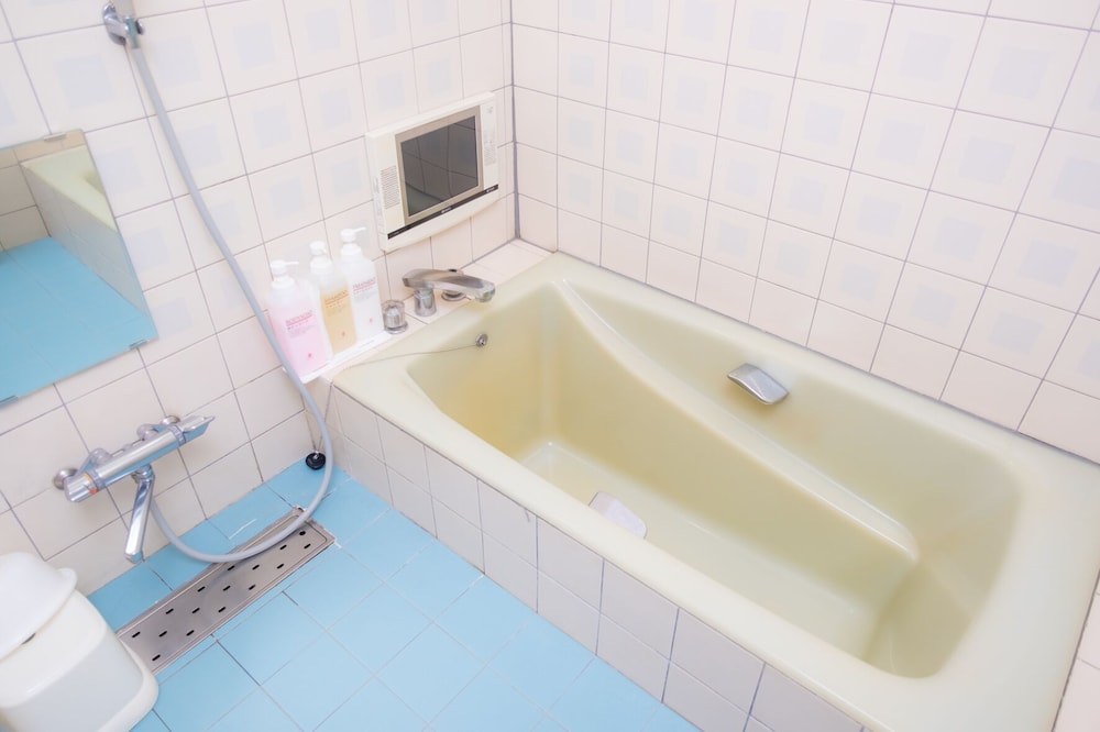 Room 5 客室6 | ホテル ルシア at まえばし赤城