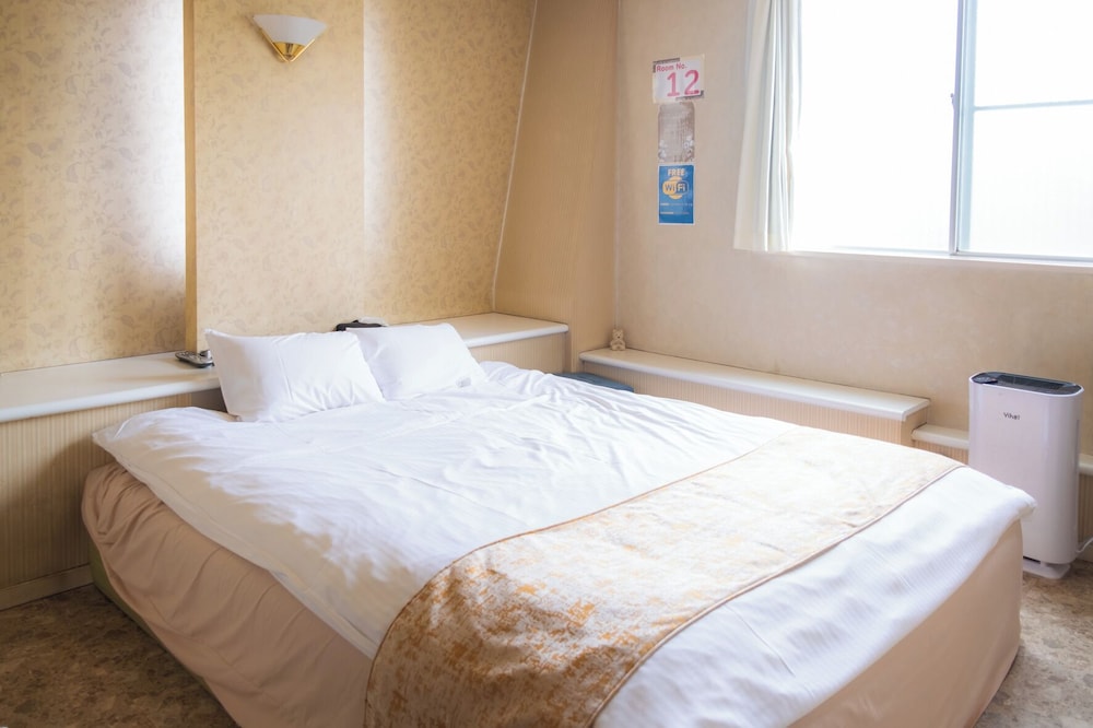 Room 12 客室1 | ホテル ルシア at まえばし赤城