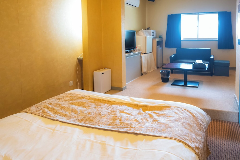 Room 16 客室3 | ホテル ルシア at まえばし赤城