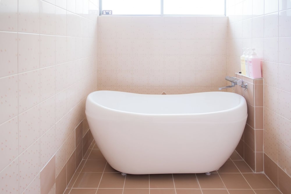 Room 10 バスルーム1 | ホテル ルシア at まえばし赤城