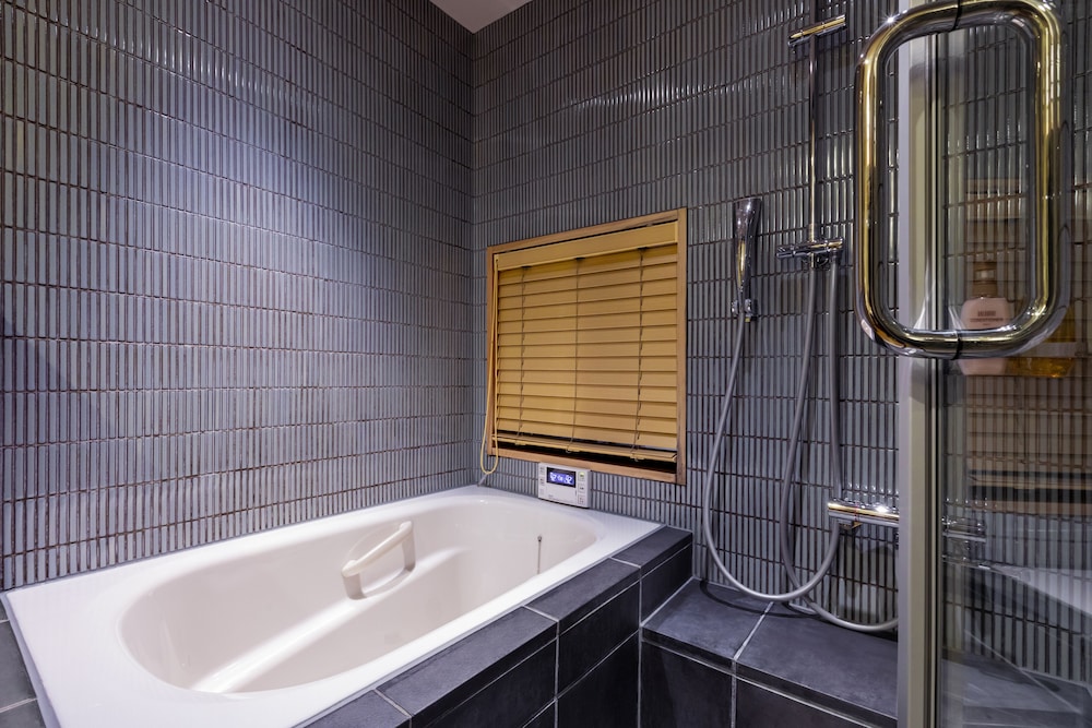 デラックス スイート バスルーム0 | 鈴 町家久遠