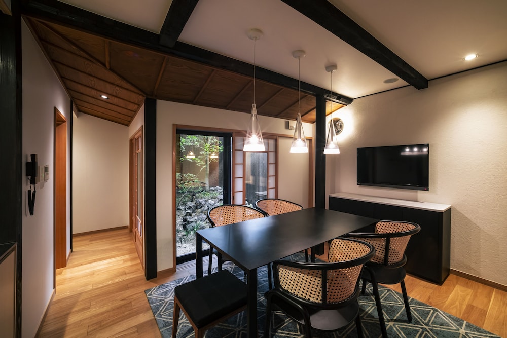 デラックス スイート | 鈴 町家久遠