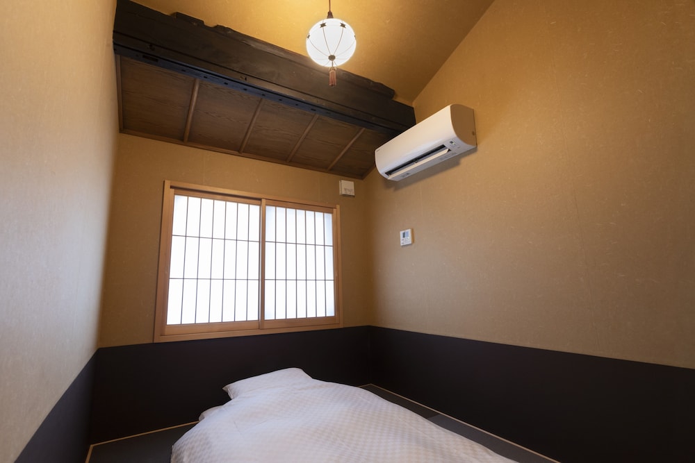 スタンダード スイート 客室1 | 鈴 町家久遠