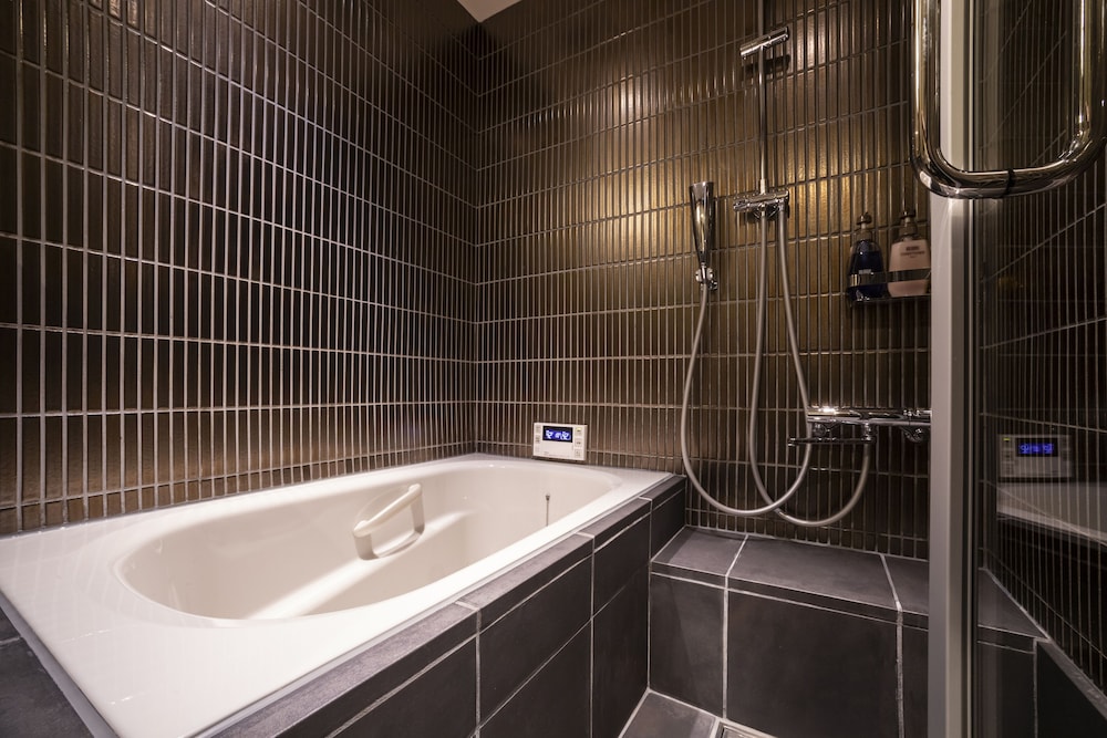 スーペリア スイート バスルーム0 | 鈴 町家久遠